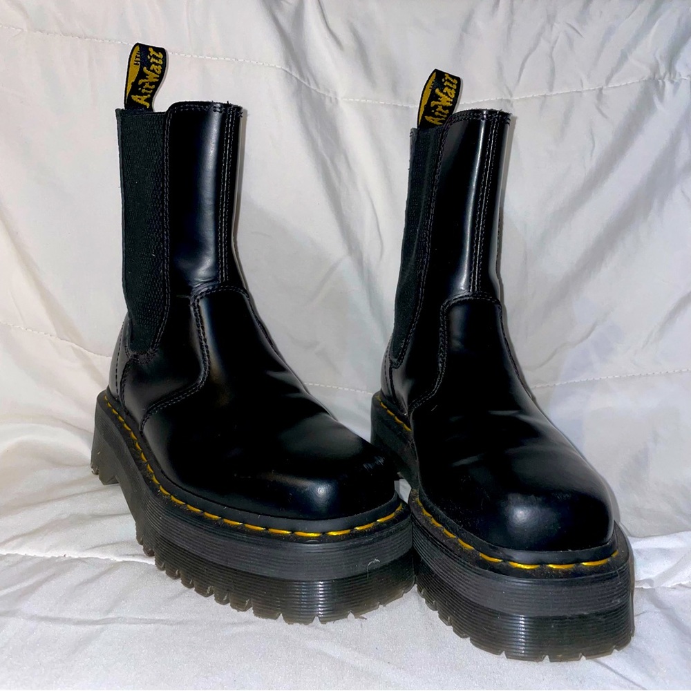 Dr. Martens 2976 Hi Quad Squared Platform Boot